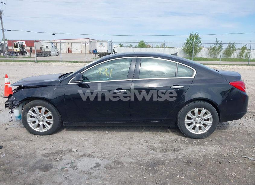 Photo 13 of 2013 Buick Regal PREMIUM 1 (VIN 2G4GS5ER0D9213602)
