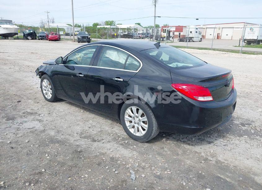 Photo 3 of 2013 Buick Regal PREMIUM 1 (VIN 2G4GS5ER0D9213602)