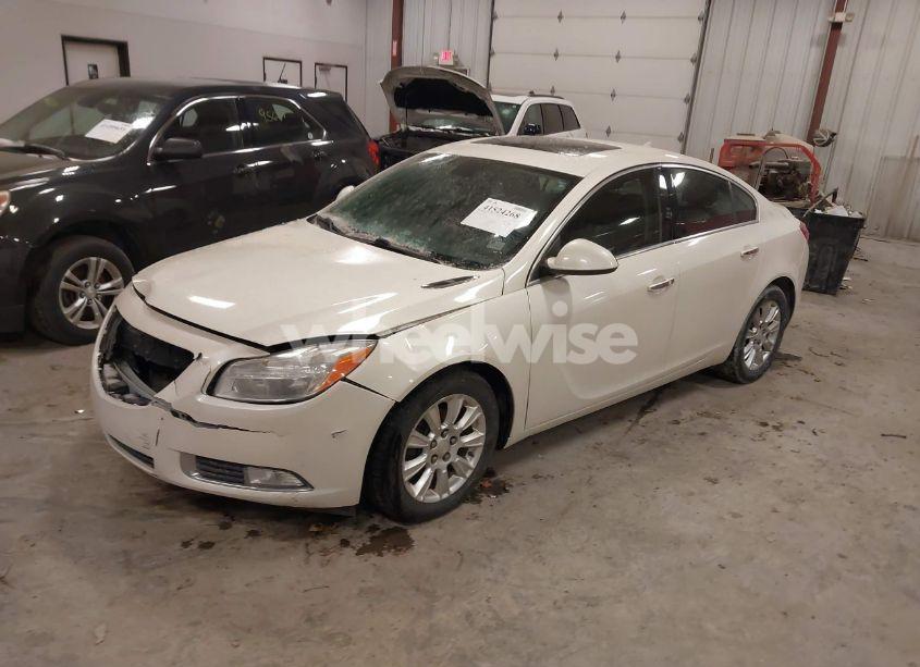 Photo 2 of 2012 Buick Regal PREMIUM 1 (VIN 2G4GS5ER5C9136479)