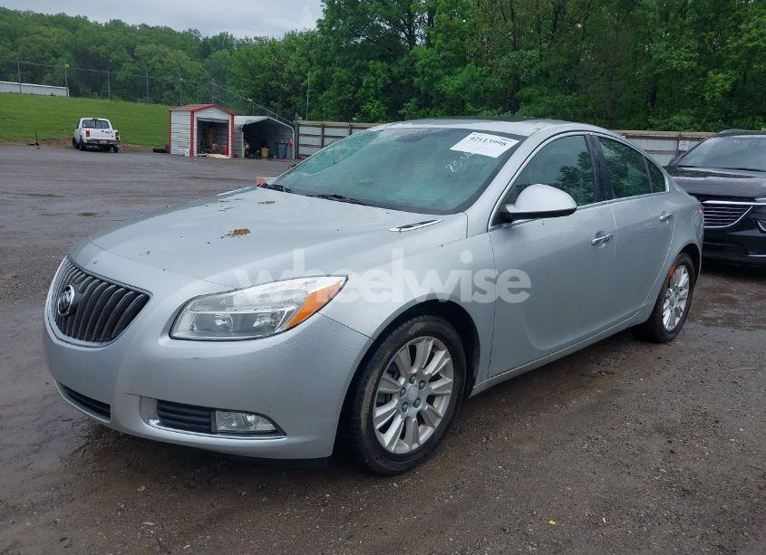 Photo 2 of 2012 Buick Regal PREMIUM 1 (VIN 2G4GS5ER6C9129055)