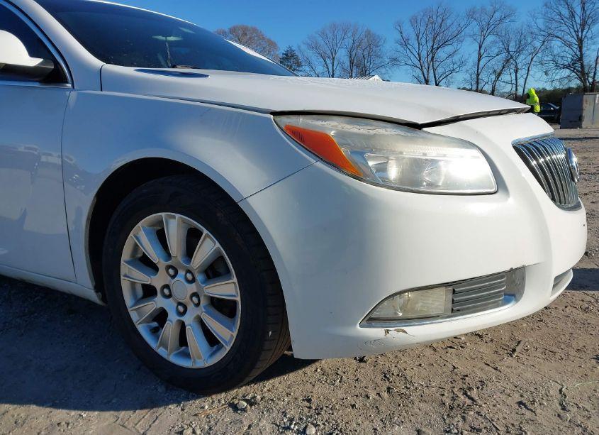 Photo 6 of 2013 Buick Regal PREMIUM 1 (VIN 2G4GS5ER7D9221745)