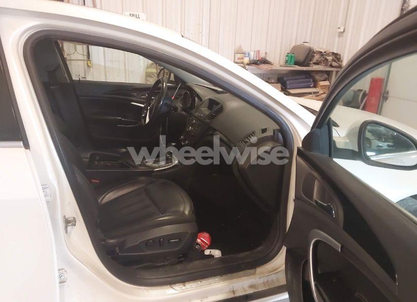 Photo 5 of 2012 Buick Regal PREMIUM 1 (VIN 2G4GS5ER8C9133608)