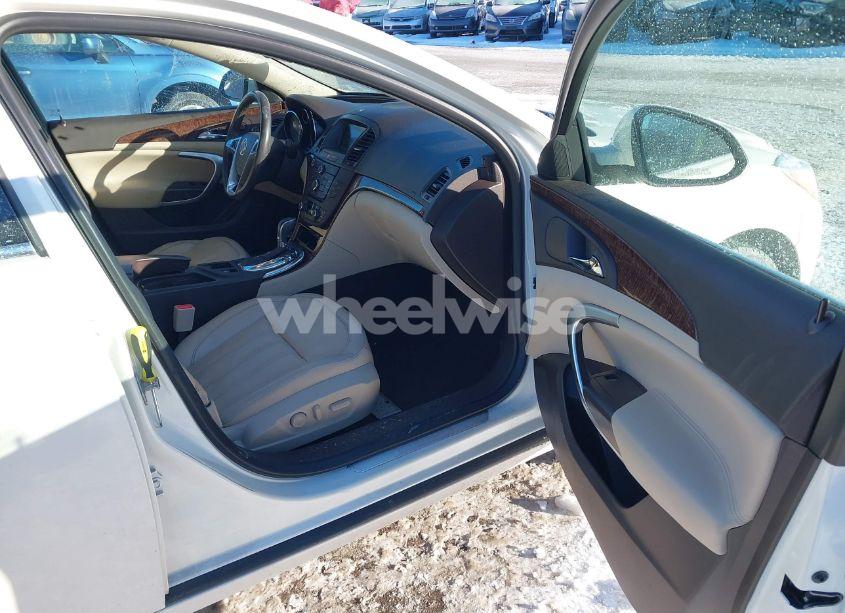 Photo 5 of 2013 Buick Regal TURBO - PREMIUM 1 (VIN 2G4GS5EV0D9186821)