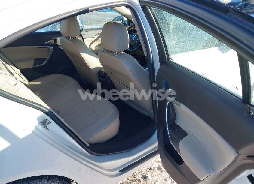 Photo 8 of 2013 Buick Regal TURBO - PREMIUM 1 (VIN 2G4GS5EV0D9186821)