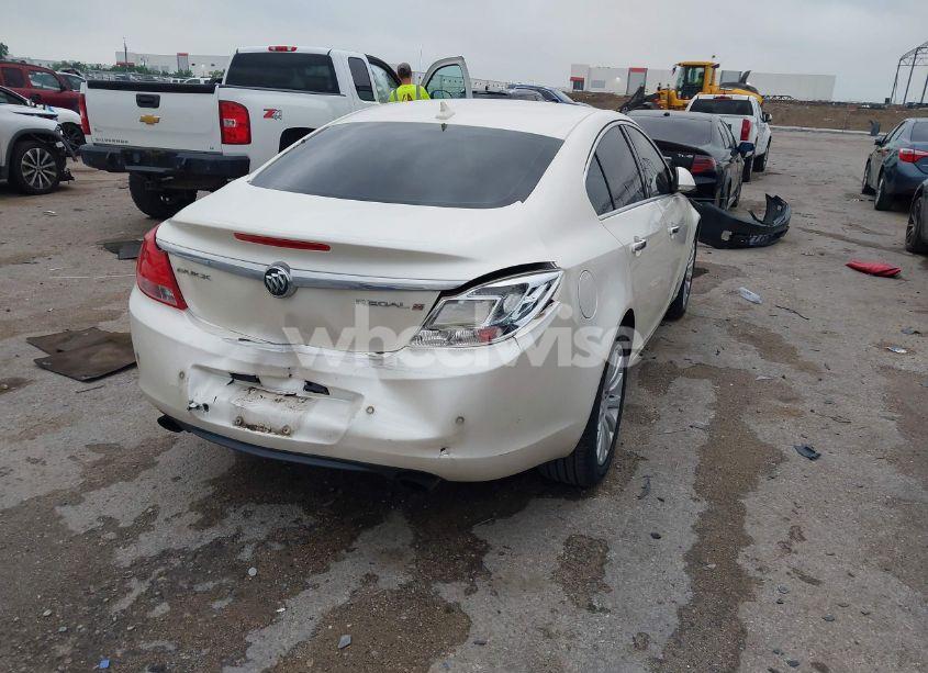 Photo 4 of 2013 Buick Regal TURBO - PREMIUM 1 (VIN 2G4GS5EV2D9220208)
