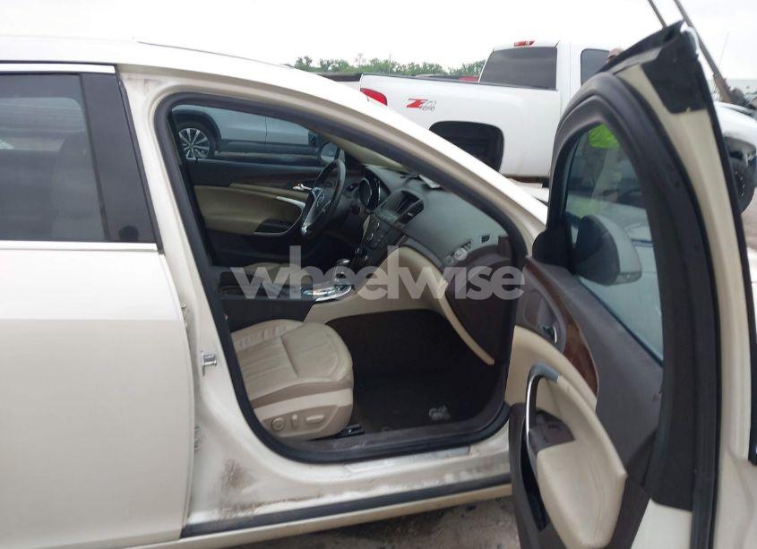 Photo 5 of 2013 Buick Regal TURBO - PREMIUM 1 (VIN 2G4GS5EV2D9220208)