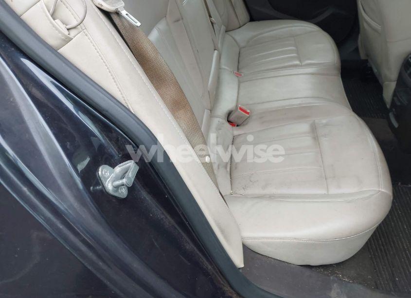 Photo 8 of 2013 Buick Regal TURBO - PREMIUM 1 (VIN 2G4GS5EV2D9250552)