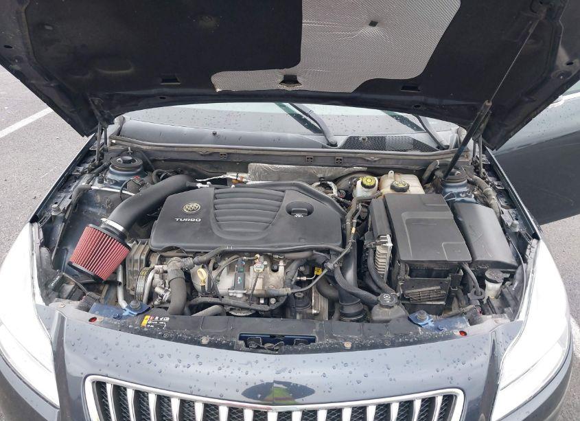 Photo 10 of 2013 Buick Regal TURBO - PREMIUM 1 (VIN 2G4GS5EV3D9215373)