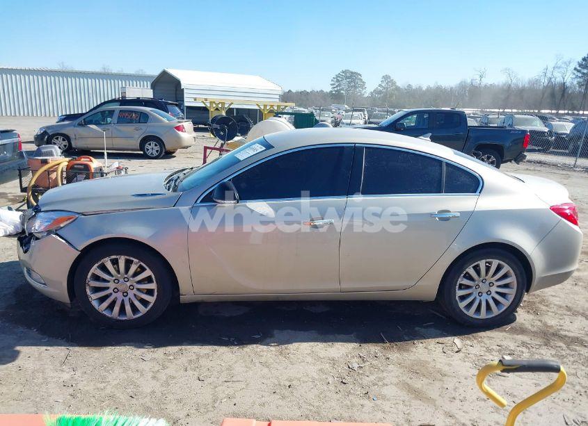 Photo 14 of 2013 Buick Regal TURBO - PREMIUM 1 (VIN 2G4GS5EV3D9226230)