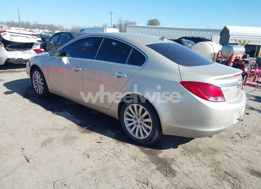 Photo 3 of 2013 Buick Regal TURBO - PREMIUM 1 (VIN 2G4GS5EV3D9226230)