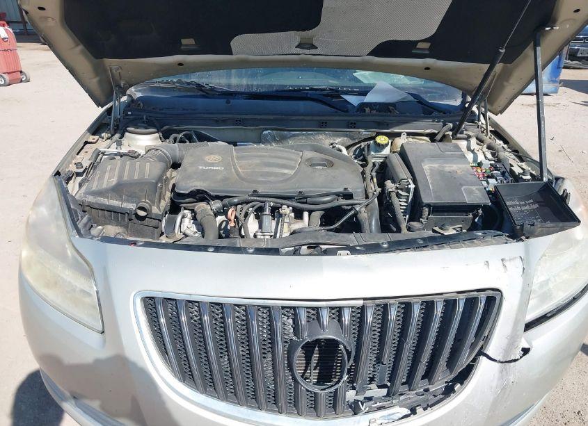 Photo 10 of 2013 Buick Regal TURBO - PREMIUM 1 (VIN 2G4GS5EV7D9130813)