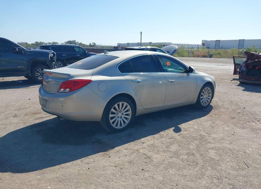 Photo 4 of 2013 Buick Regal TURBO - PREMIUM 1 (VIN 2G4GS5EV7D9130813)