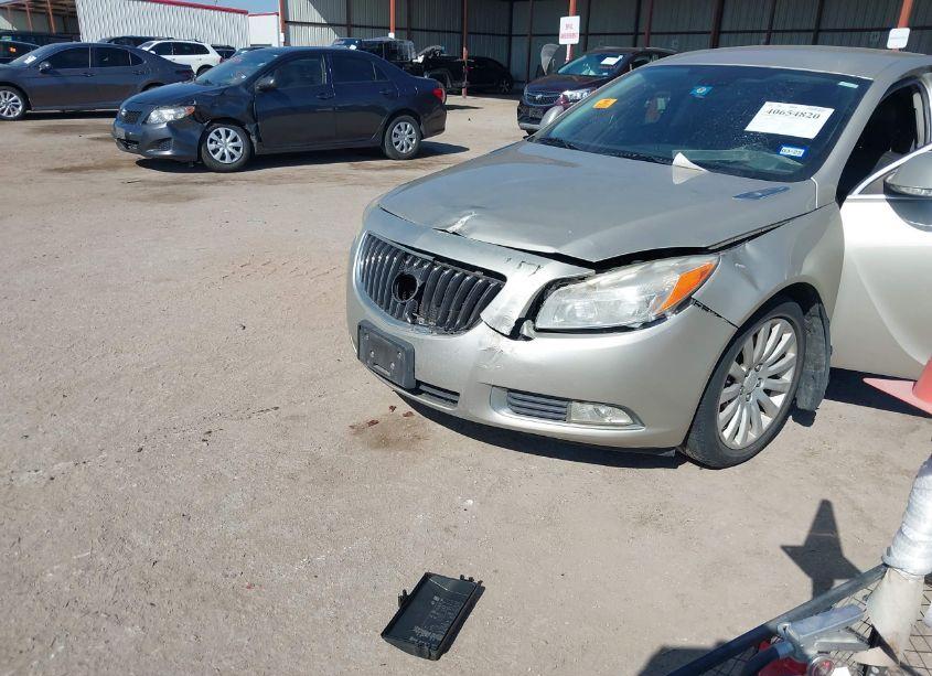 Photo 6 of 2013 Buick Regal TURBO - PREMIUM 1 (VIN 2G4GS5EV7D9130813)