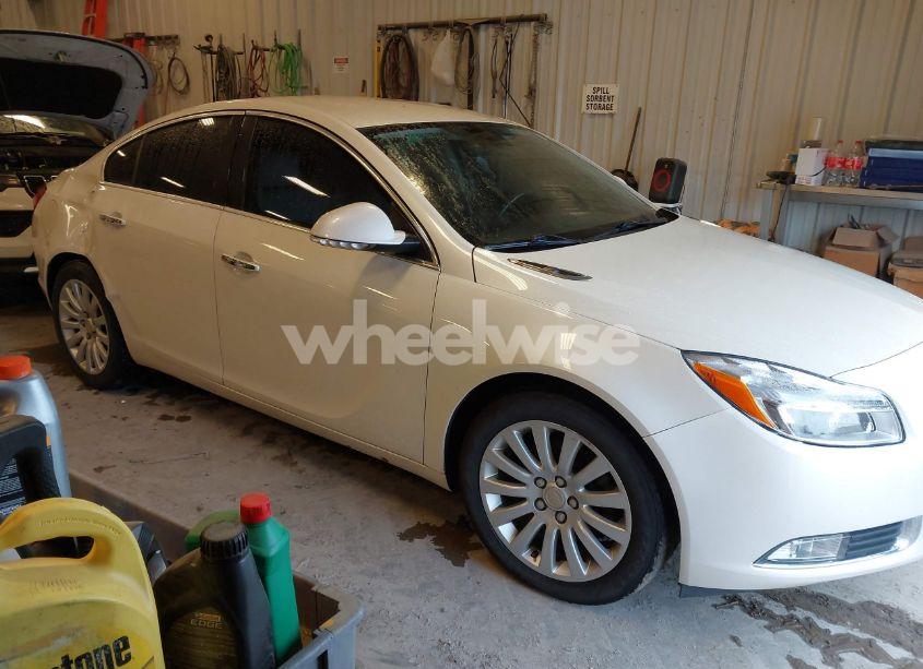 2013 Buick Regal TURBO - PREMIUM 1 (VIN 2G4GS5EV7D9248781) main photo
