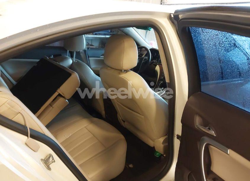 Photo 8 of 2013 Buick Regal TURBO - PREMIUM 1 (VIN 2G4GS5EV7D9248781)