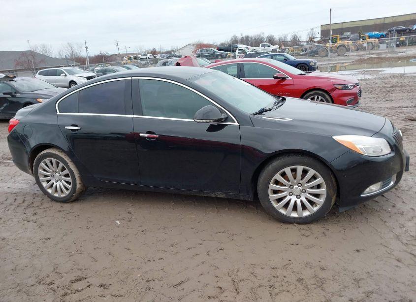 Photo 13 of 2013 Buick Regal TURBO - PREMIUM 1 (VIN 2G4GS5EV9D9224983)