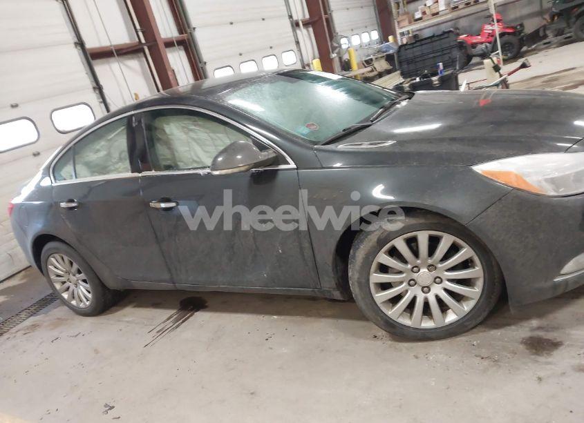 Photo 13 of 2013 Buick Regal TURBO - PREMIUM 1 (VIN 2G4GS5EVXD9249651)