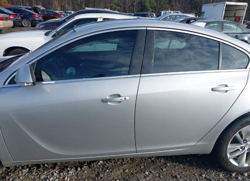 Photo 14 of 2016 Buick Regal TURBO PREMIUM II (VIN 2G4GS5GX5G9113642)