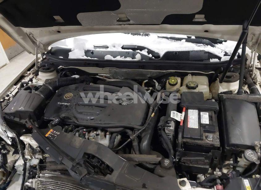 Photo 10 of 2013 Buick Regal TURBO - PREMIUM 2 (VIN 2G4GT5EV9D9225466)