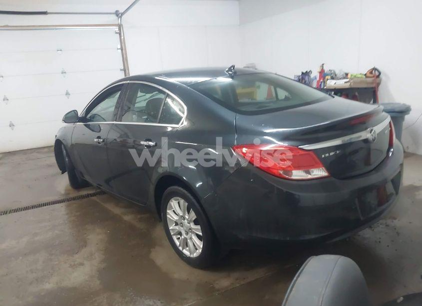 Photo 3 of 2012 Buick Regal PREMIUM 2 (VIN 2G4GT5GR2C9191787)