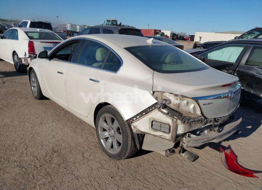 Photo 3 of 2013 Buick Regal TURBO - PREMIUM 2 (VIN 2G4GT5GV6D9176921)