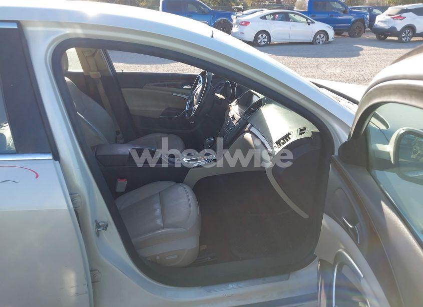 Photo 5 of 2013 Buick Regal TURBO - PREMIUM 2 (VIN 2G4GT5GV6D9176921)