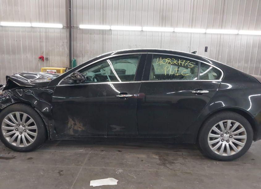 Photo 14 of 2013 Buick Regal TURBO - PREMIUM 2 (VIN 2G4GT5GV8D9197737)