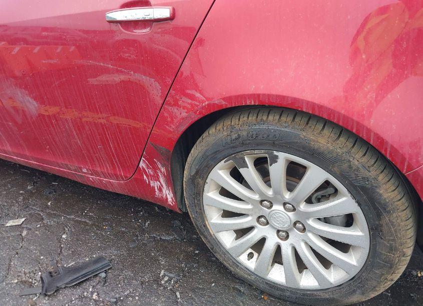 Photo 12 of 2013 Buick Regal TURBO - PREMIUM 2 (VIN 2G4GT5GV8D9246399)