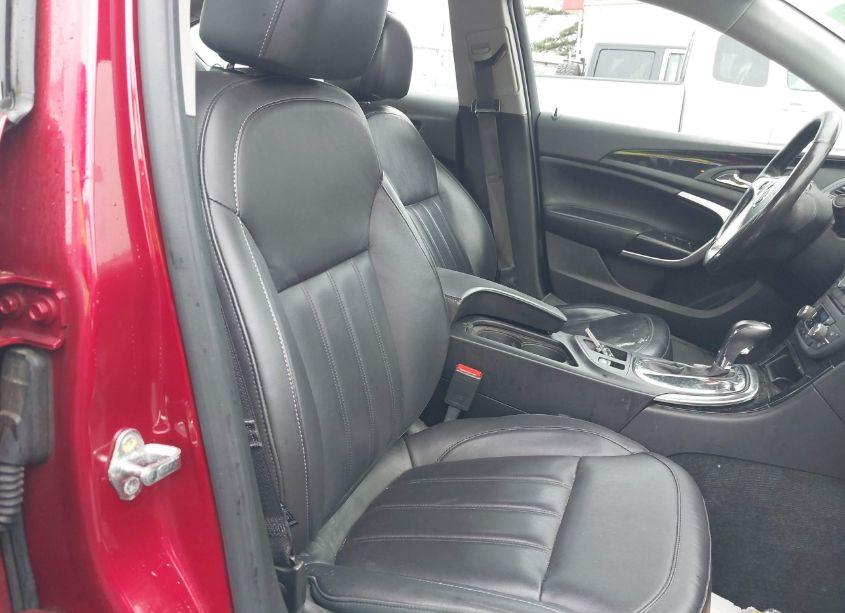 Photo 5 of 2013 Buick Regal TURBO - PREMIUM 2 (VIN 2G4GT5GV8D9246399)