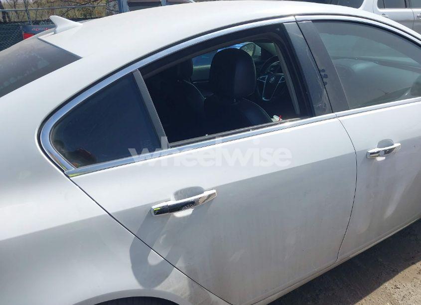 Photo 6 of 2012 Buick Regal TURBO - PREMIUM 2 (VIN 2G4GT5GV9C9130031)