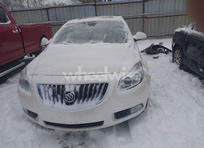 Photo 12 of 2013 Buick Regal TURBO - PREMIUM 2 (VIN 2G4GT5GV9D9217672)