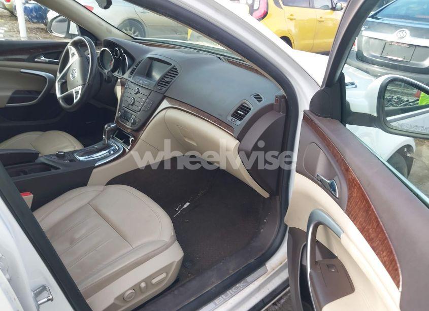 Photo 5 of 2012 Buick Regal TURBO - PREMIUM 2 (VIN 2G4GT5GVXC9165550)