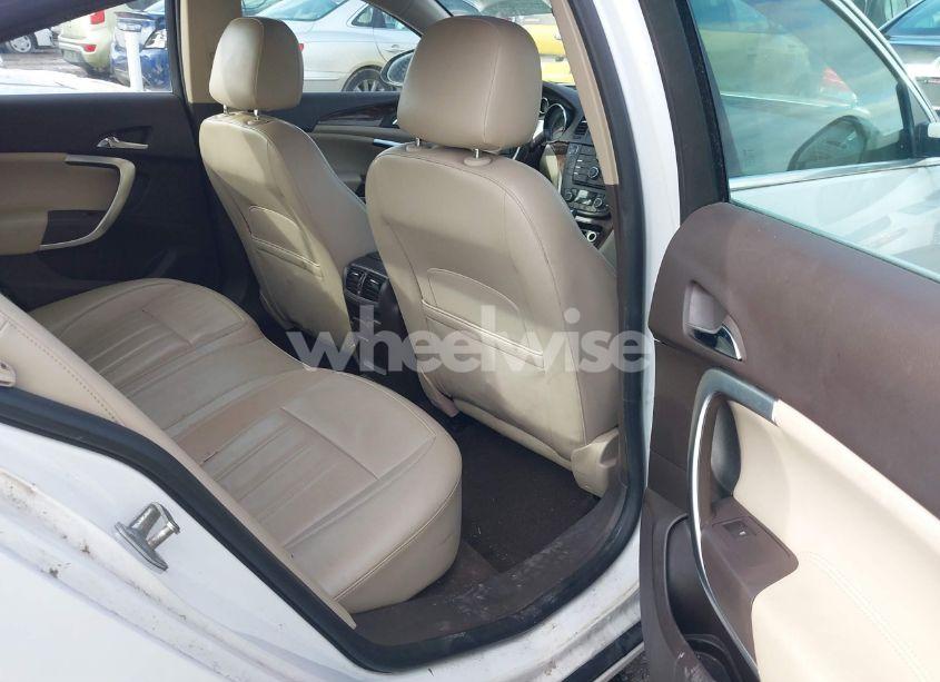 Photo 8 of 2012 Buick Regal TURBO - PREMIUM 2 (VIN 2G4GT5GVXC9165550)