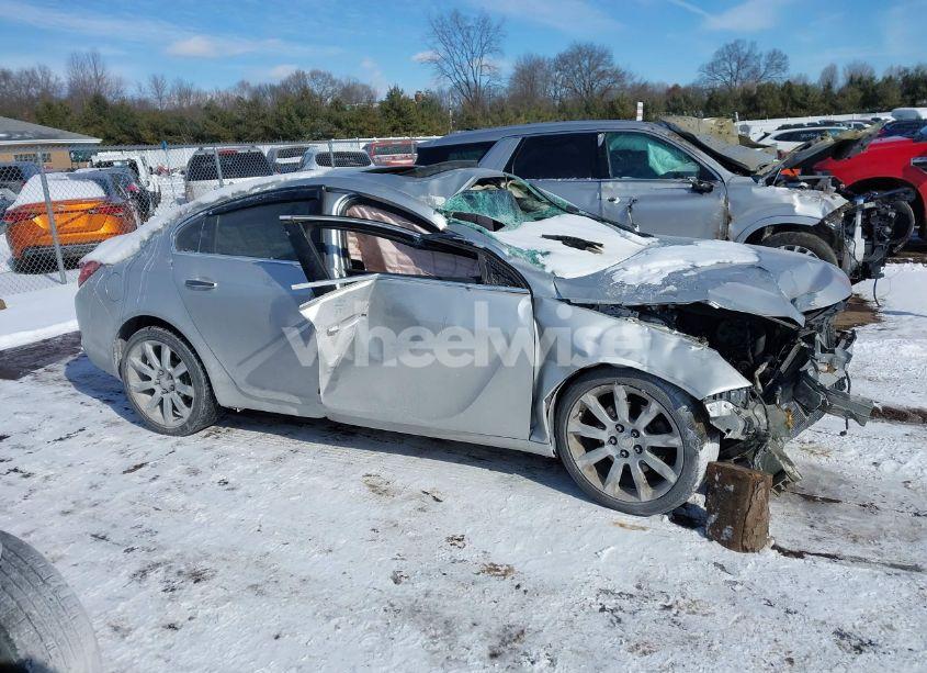 Photo 12 of 2012 Buick Regal TURBO - PREMIUM 3 (VIN 2G4GU5GV3C9118339)