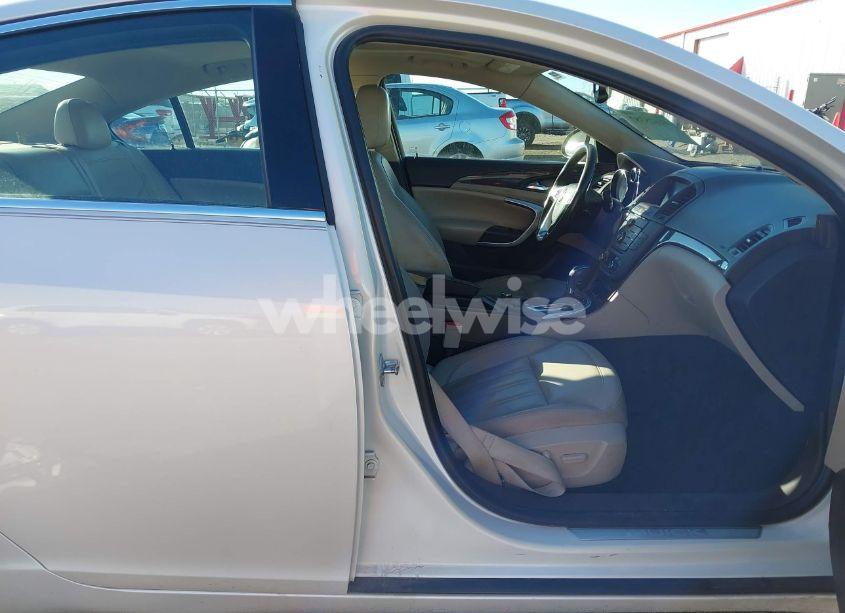 Photo 5 of 2012 Buick Regal TURBO - PREMIUM 3 (VIN 2G4GU5GV4C9129267)