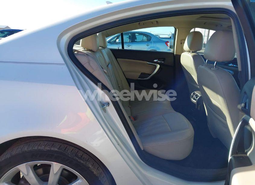 Photo 8 of 2012 Buick Regal TURBO - PREMIUM 3 (VIN 2G4GU5GV4C9129267)