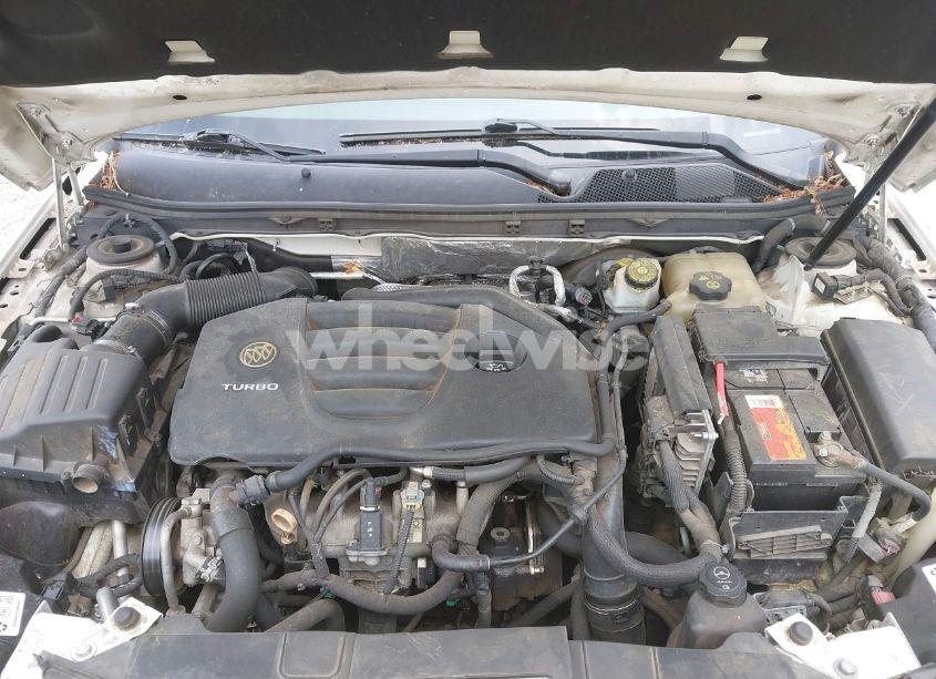 Photo 10 of 2012 Buick Regal TURBO - PREMIUM 3 (VIN 2G4GU5GV6C9132364)