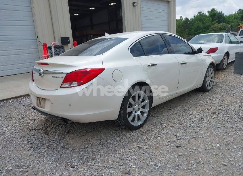 Photo 4 of 2012 Buick Regal TURBO - PREMIUM 3 (VIN 2G4GU5GV6C9132364)