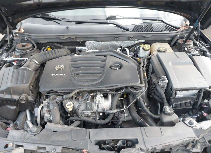 Photo 10 of 2012 Buick Regal GS (VIN 2G4GV5GV3C9137129)