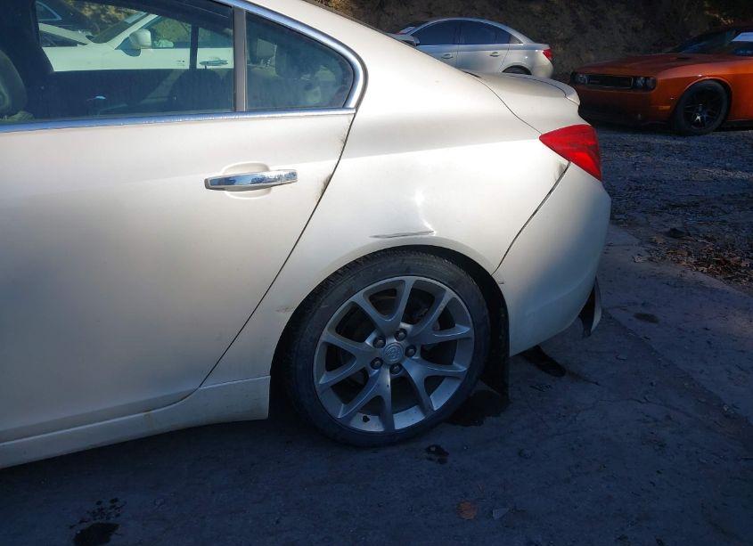 Photo 12 of 2012 Buick Regal GS (VIN 2G4GV5GV3C9155761)