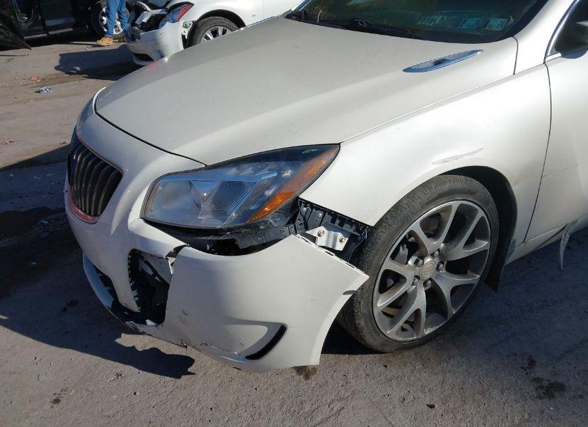 Photo 6 of 2012 Buick Regal GS (VIN 2G4GV5GV3C9155761)