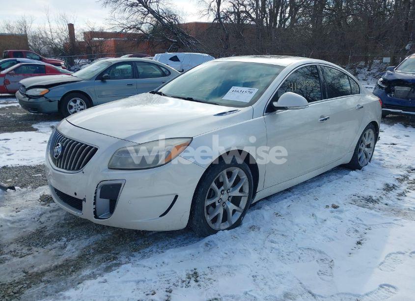 Photo 2 of 2013 Buick Regal GS (VIN 2G4GV5GV4D9152126)