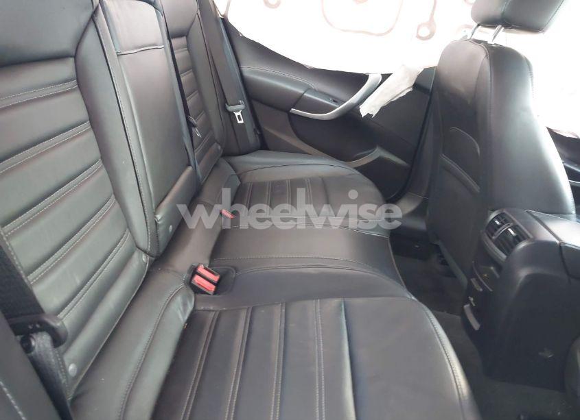 Photo 8 of 2013 Buick Regal GS (VIN 2G4GV5GV5D9194983)