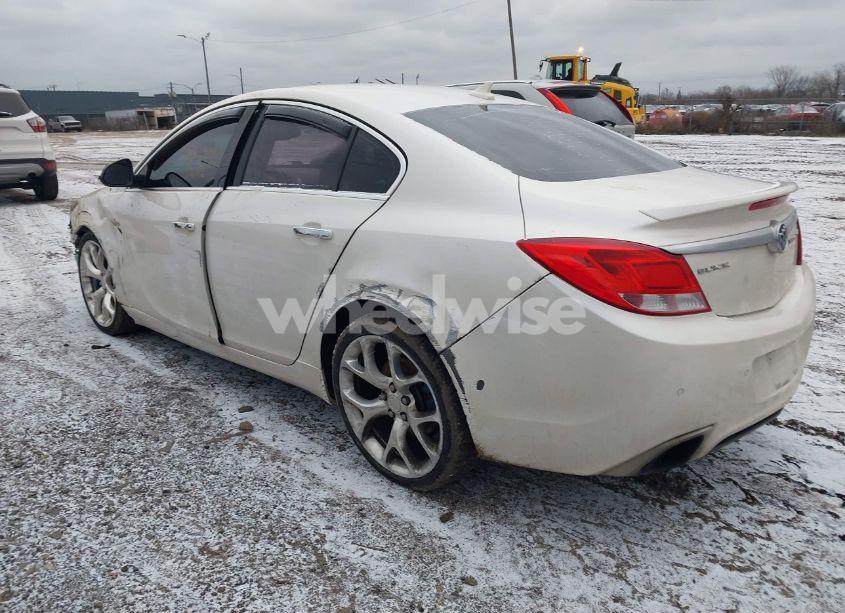 Photo 3 of 2012 Buick Regal GS (VIN 2G4GV5GV8C9181076)