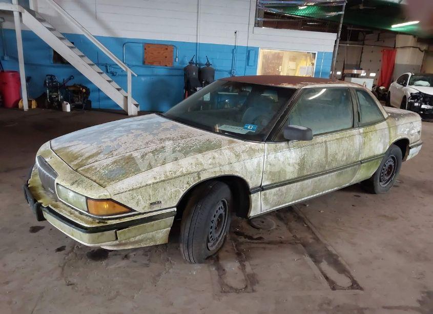 Photo 2 of 1990 Buick Regal CUSTOM (VIN 2G4WB14LXL1458244)