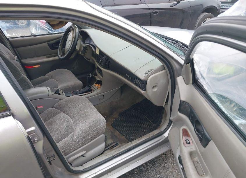 Photo 5 of 1998 Buick Regal LS (VIN 2G4WB52K1W1553524)