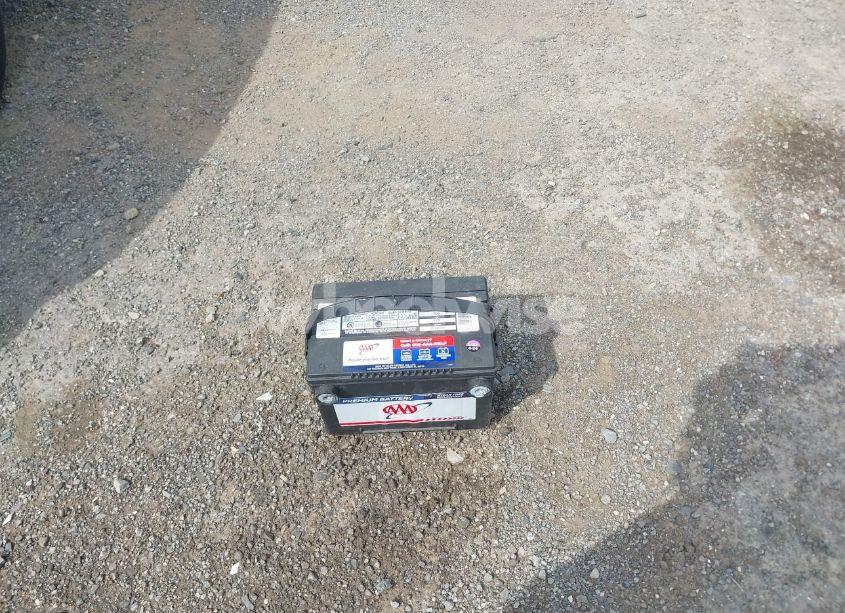 Photo 12 of 1999 Buick Regal LS (VIN 2G4WB52K2X1610847)