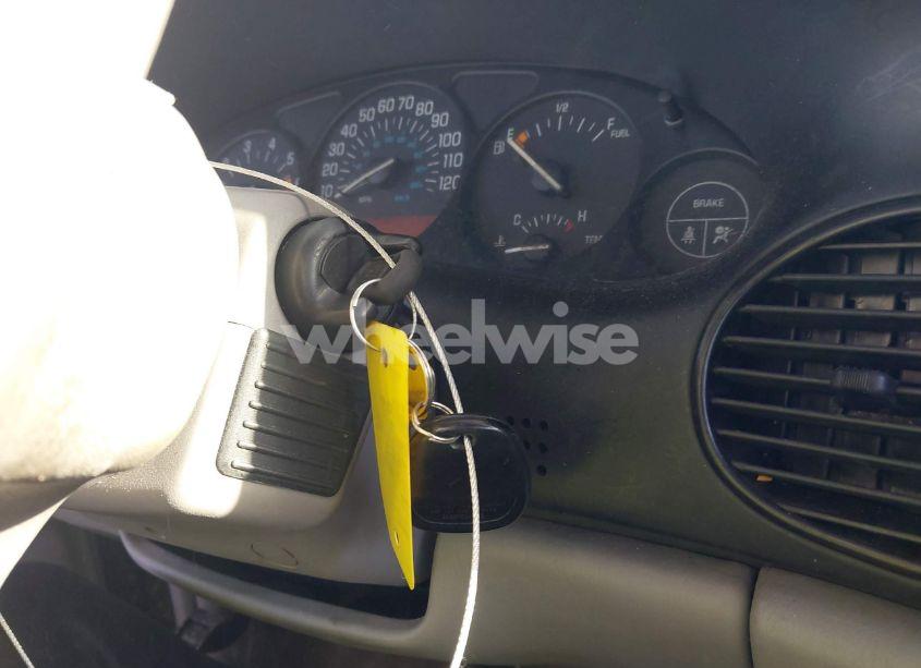 Photo 11 of 1999 Buick Regal LS (VIN 2G4WB52K3X1446833)