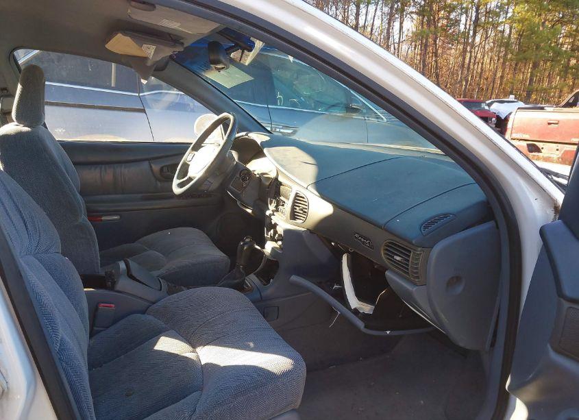 Photo 5 of 1998 Buick Regal LS (VIN 2G4WB52K5W1457296)