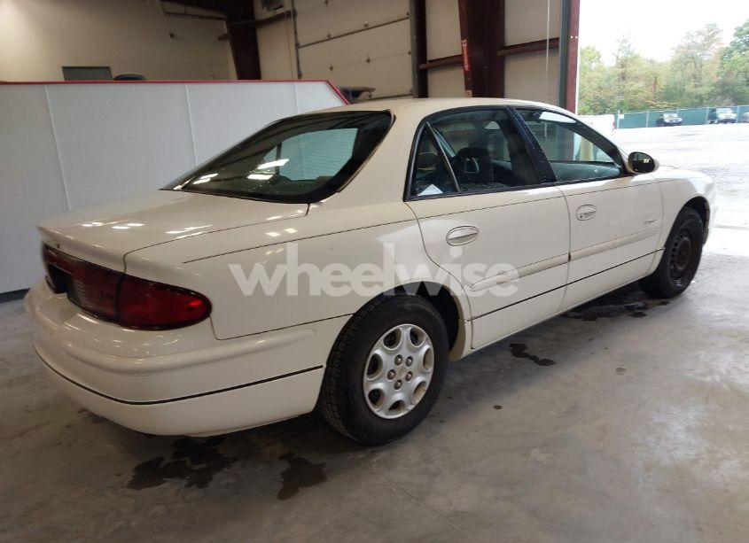 Photo 4 of 2001 Buick Regal LS (VIN 2G4WB52K711134537)